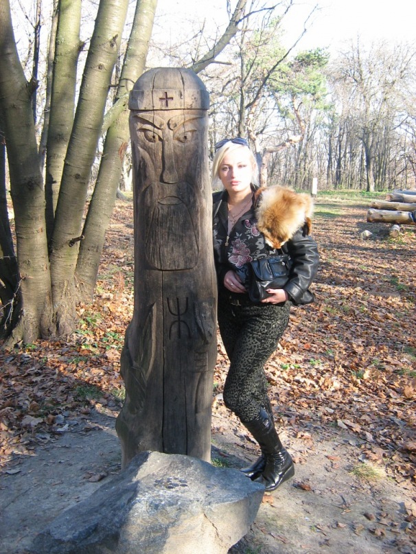Мои путешествия. Елена Руденко. Киев. Лысая гора. 2010 г. Y_d8524178